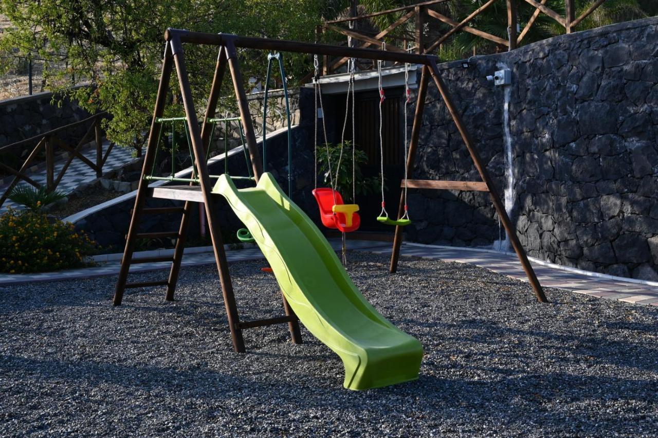 カラタビアーノ Arcobaleno Dell'Etnaヴィラ エクステリア 写真